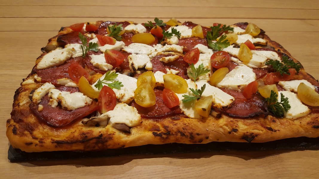 Pizza Chorizo & Chèvre Frais